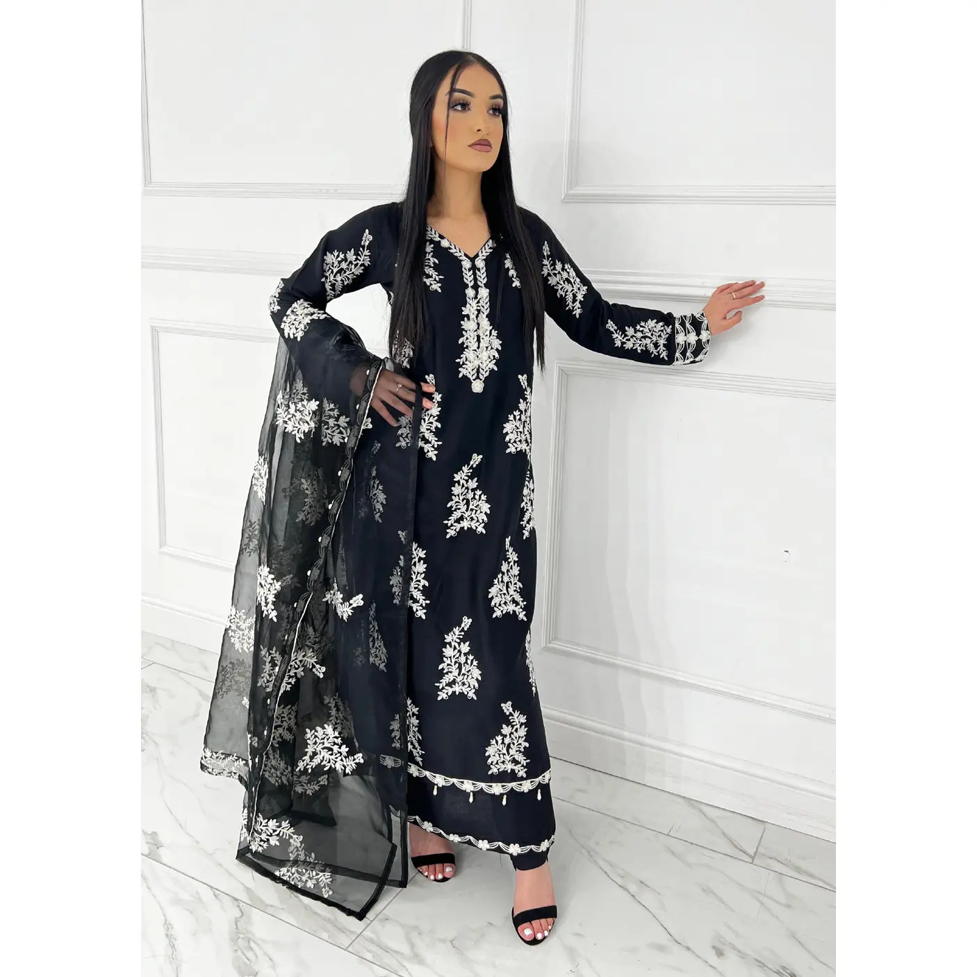 HK283 - Resha - Black Mother & Daughter Linen Double Layer Suit