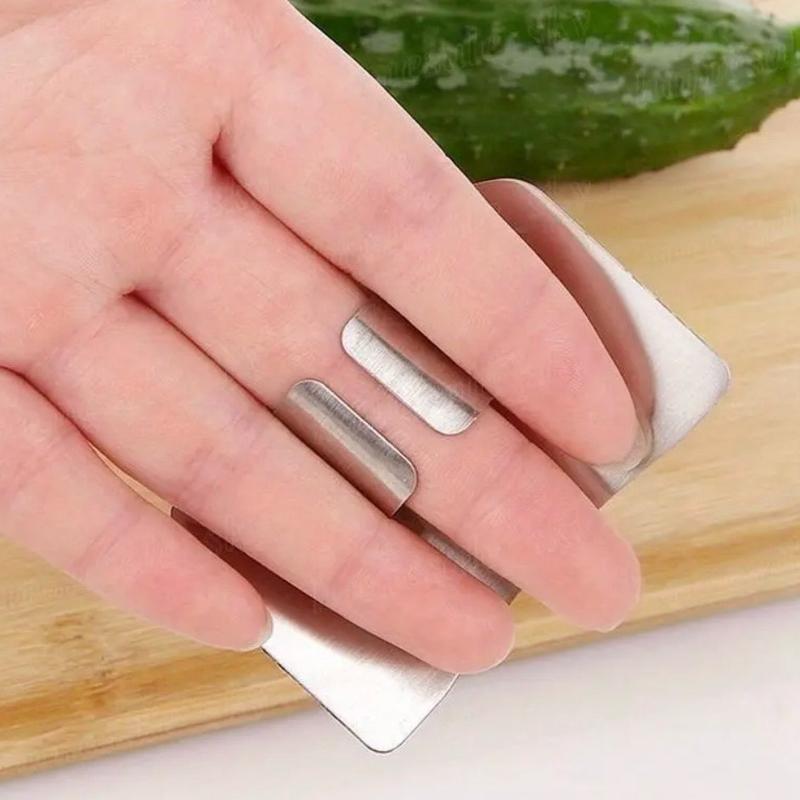 Stainless Steel Finger Guard for Safe Slicing - Kitchen Utensils 3