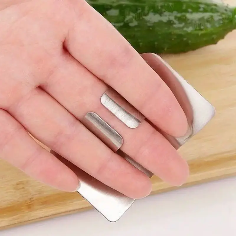 Stainless Steel Finger Guard for Safe Slicing - Kitchen Utensils 3