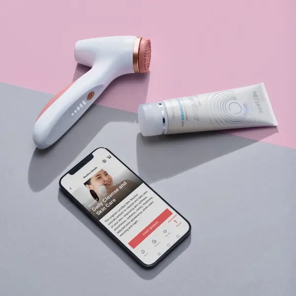Nuskin ageLOC LumiSpa iO Rose Gold Cleansing Kit Cleanser 4