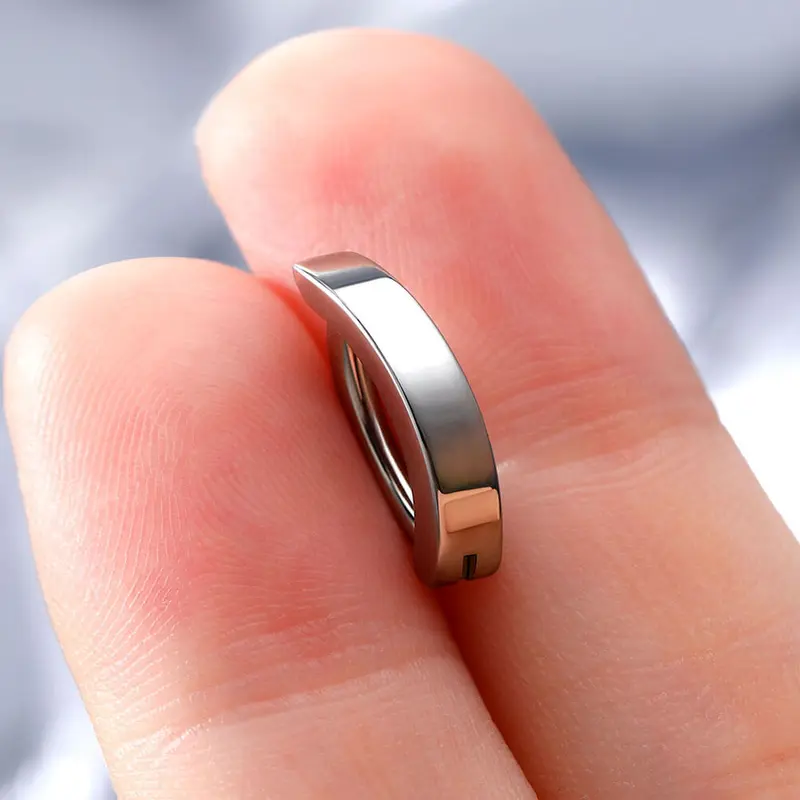 14G Clicker Belly Piercing Hoop Curved Belly Ring 2