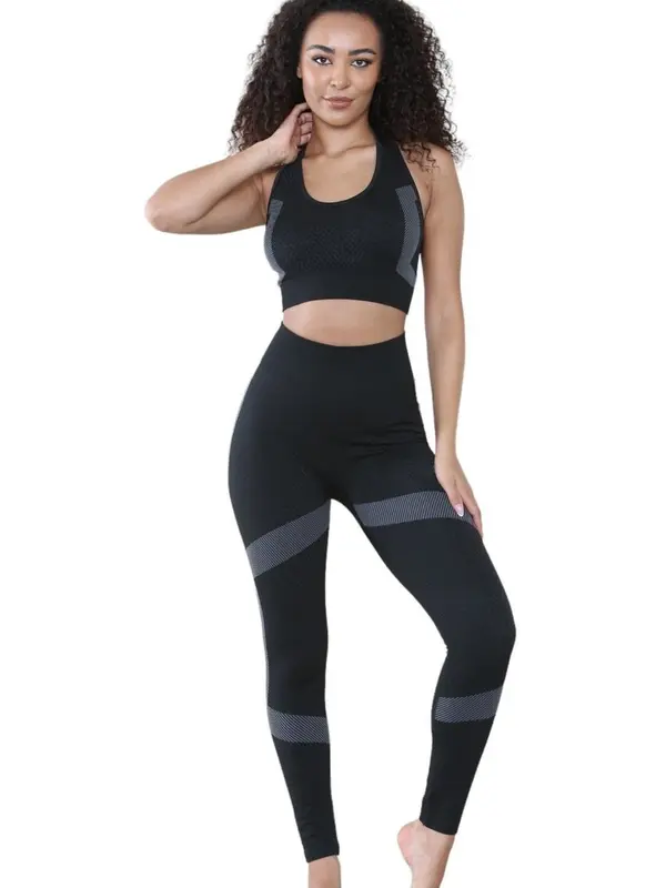 Women's Seamless 3-Piece Yoga Set - A Honey Comb Textured Material with Linear Detail And Cropped Zip Up Top. Gym Workout Fitness Tracksuit 7