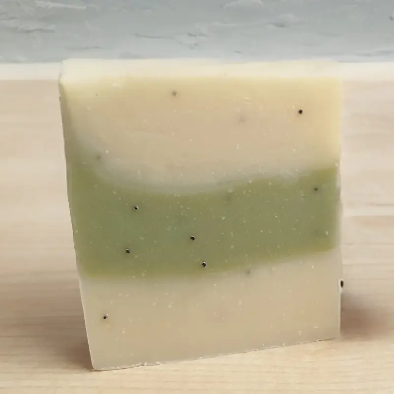 Geranium & Patchouli Soap with Green, Kaolin Clay & Poppy Seed 0