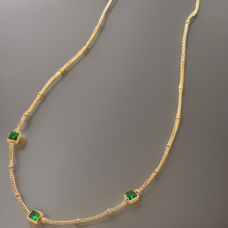 Vikki Square Zircon Necklaces / Stainless Steel 2