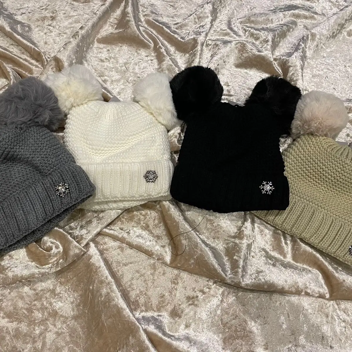 Hats Mixed