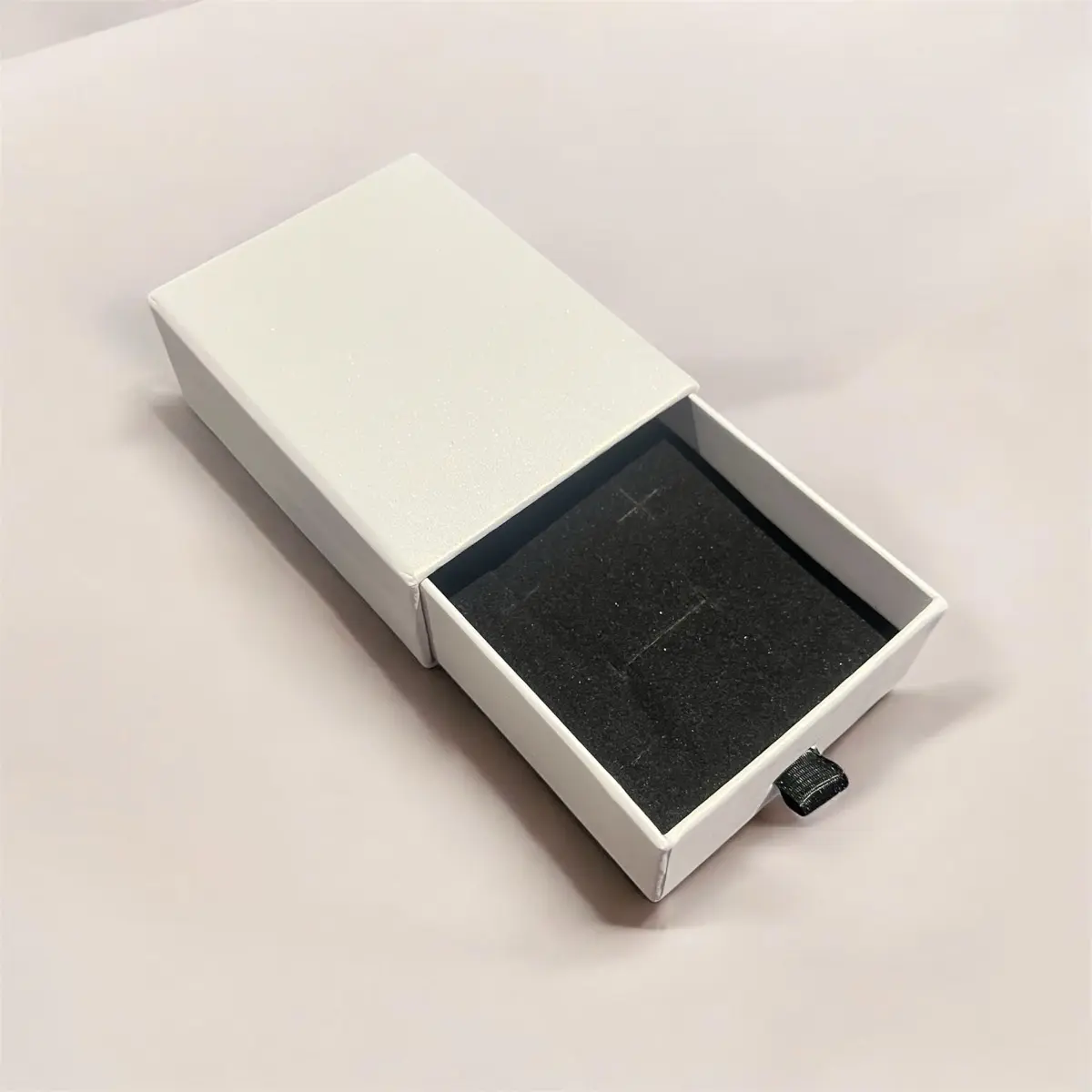 Plain White Pearl Effect Jewellery Gift Box (Necklaces, Bracelets, Rings, Earrings) BOX ONLY