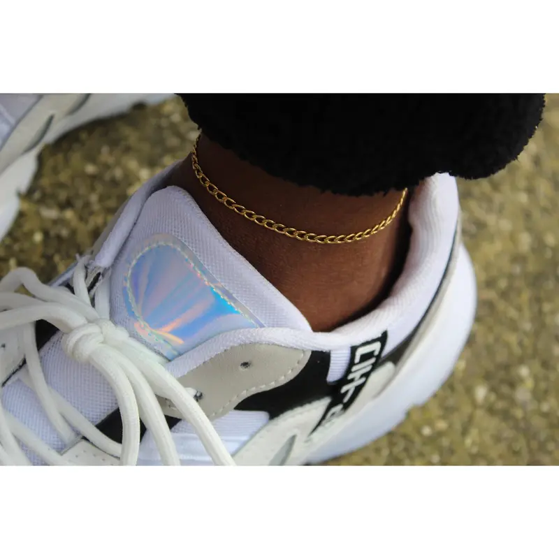 Ada || Curb Chain Anklet 3