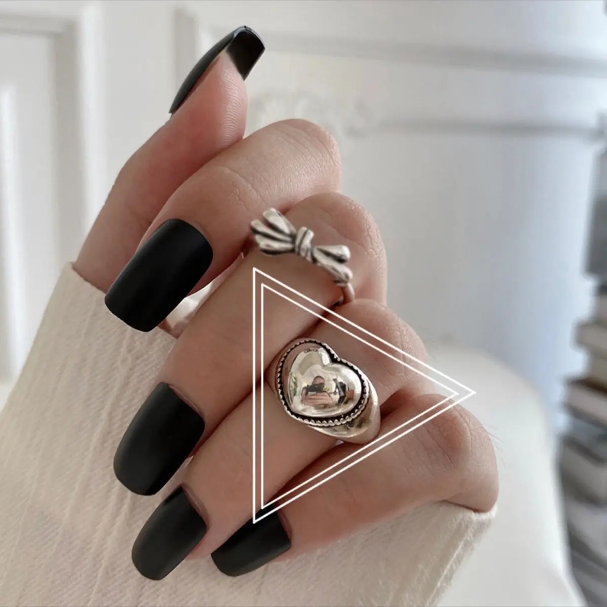 Vintage heart shape open ring