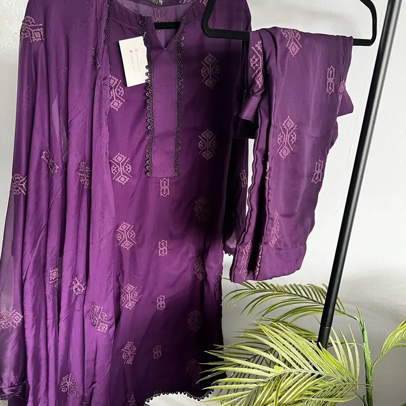 Pakistani outfit salwar kameez Clothing Embroidered Dress Long Sleeve 0