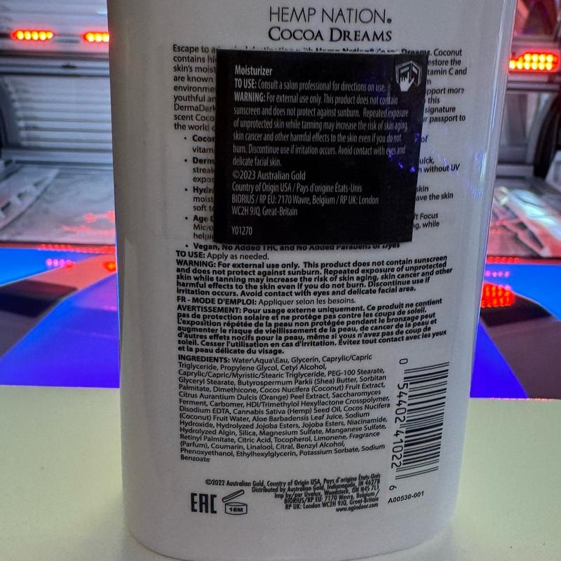 COCOA DREAMS AUSTRALIAN GOLD'S SIGNATURE SCENT BERNDED WITH DERMADARKO BRONZER Australian Gold. Maisturizer / Crème HydratanIe 18 F1. Oz. / 535 ml 3