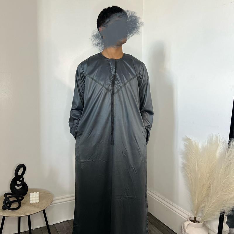 Traditional gunmetal Omani style thobe 0
