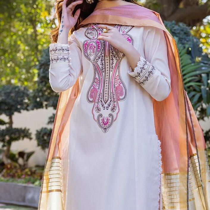Asim Jofa Original - AJPE 39- Shirt  and Dupatta -Color: Cream Pink- Pakistani Dress Traditional Womenswear Clothing Embroidered Women Comfort Sleeve 3