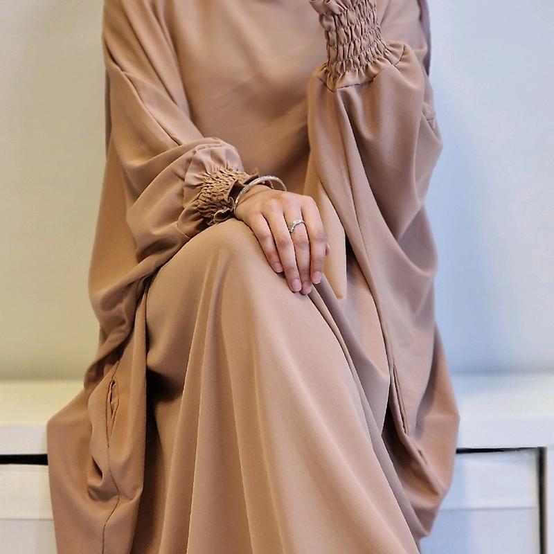 karima butterfly abaya Plain 2