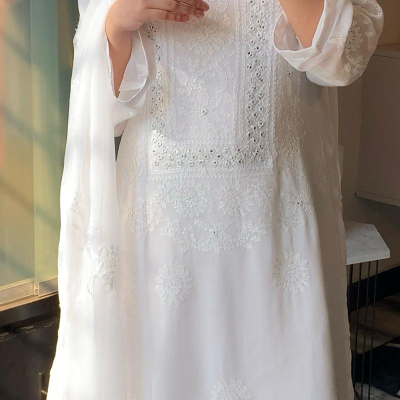 Handmade Chicken kari Chifoon 4PC Women Dress For Muslim Women and Girls ( Sleeves and Daman Design will be as per Black Suit Design) 8
