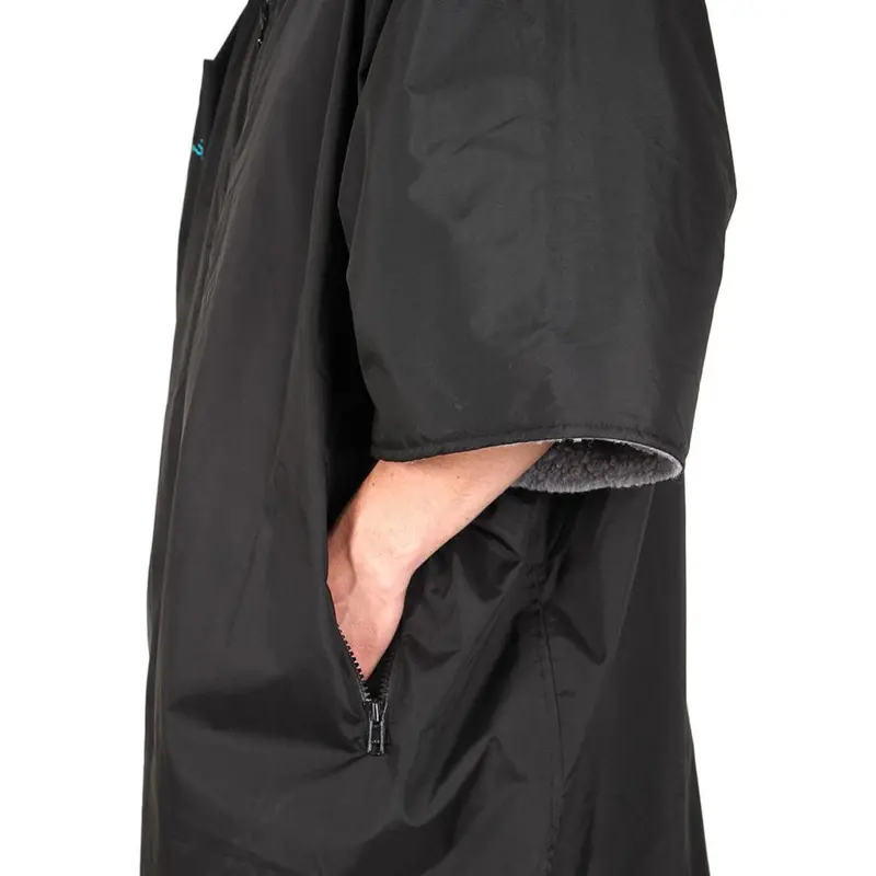 Lifeventure Changing Robe, Fleece Lined, Zipped 3