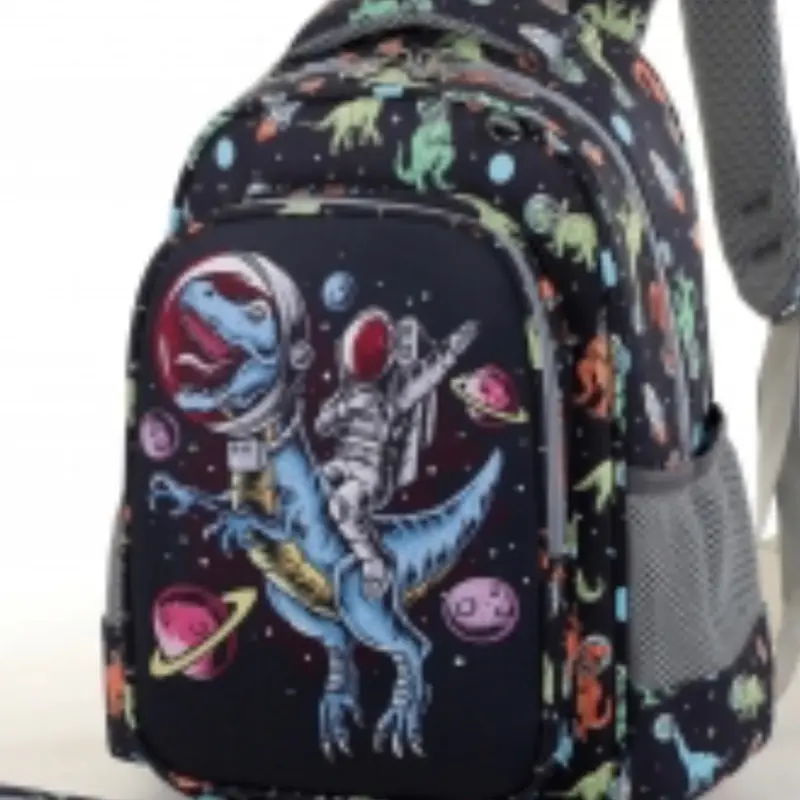 Over 70 % off - Unisex Kids Luxury Backpack with Pencil Case - Sturdy and Hard Wearing - Size 36 x 26 x 14 cm - £15.99 5