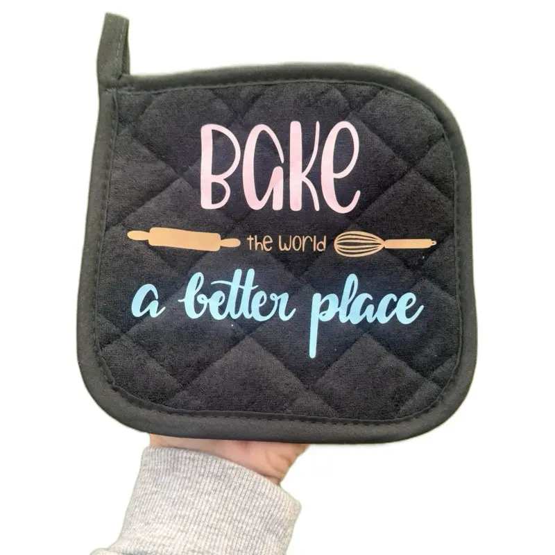 Baking Queen Oven Mitt for Bakers - Handmade design - Kitchen Essential
