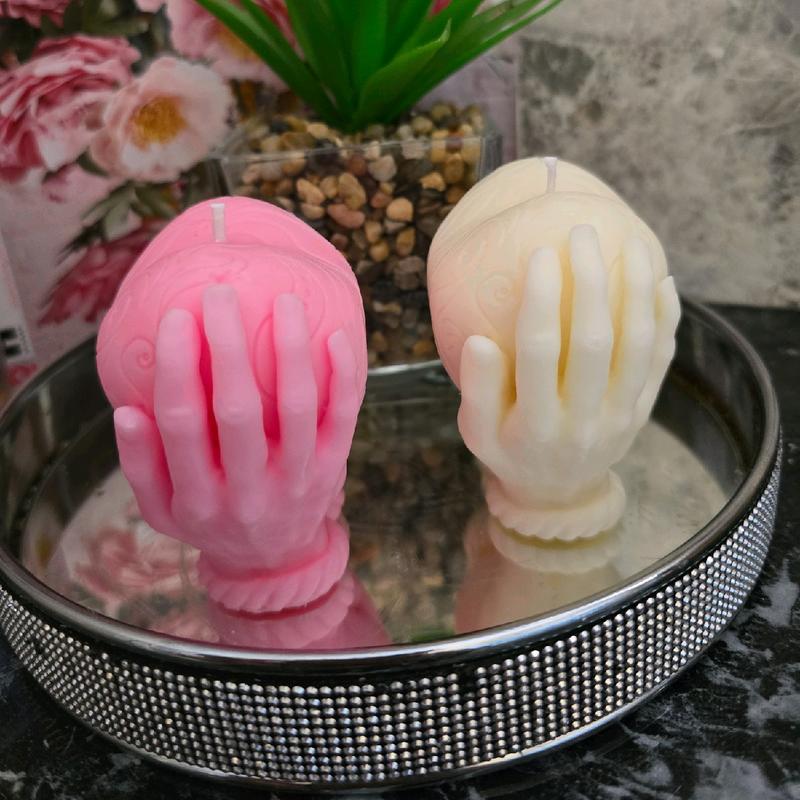 The Little Candle Club - Your Heart in my Hands Soy Wax Candle - Decor, Decorative 1
