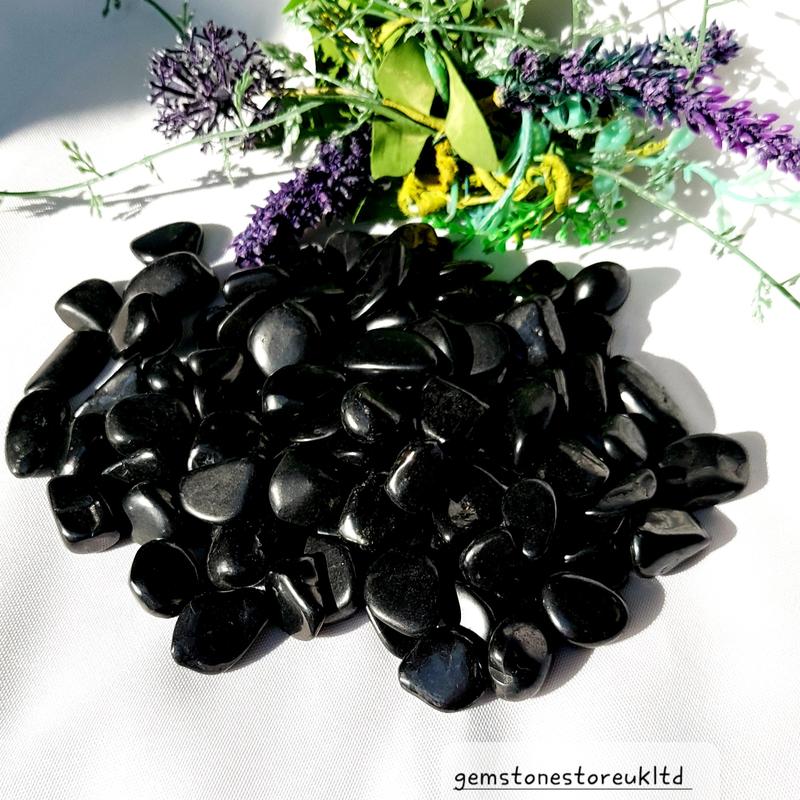 Natural Shungite Crystal - Protective Energy Stone 25-30mm, Shungite Healing Crystals, Purifying, Grounding Energy Stone. 1