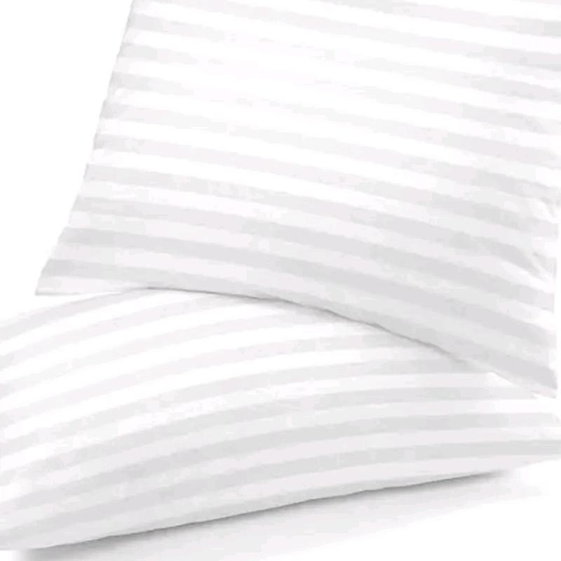 HOTEL STANDARD QUALITY STRIPED BOUNCE BACK WASHABLE PILLOWS (2 IN A PACK) RRP 39.99 2
