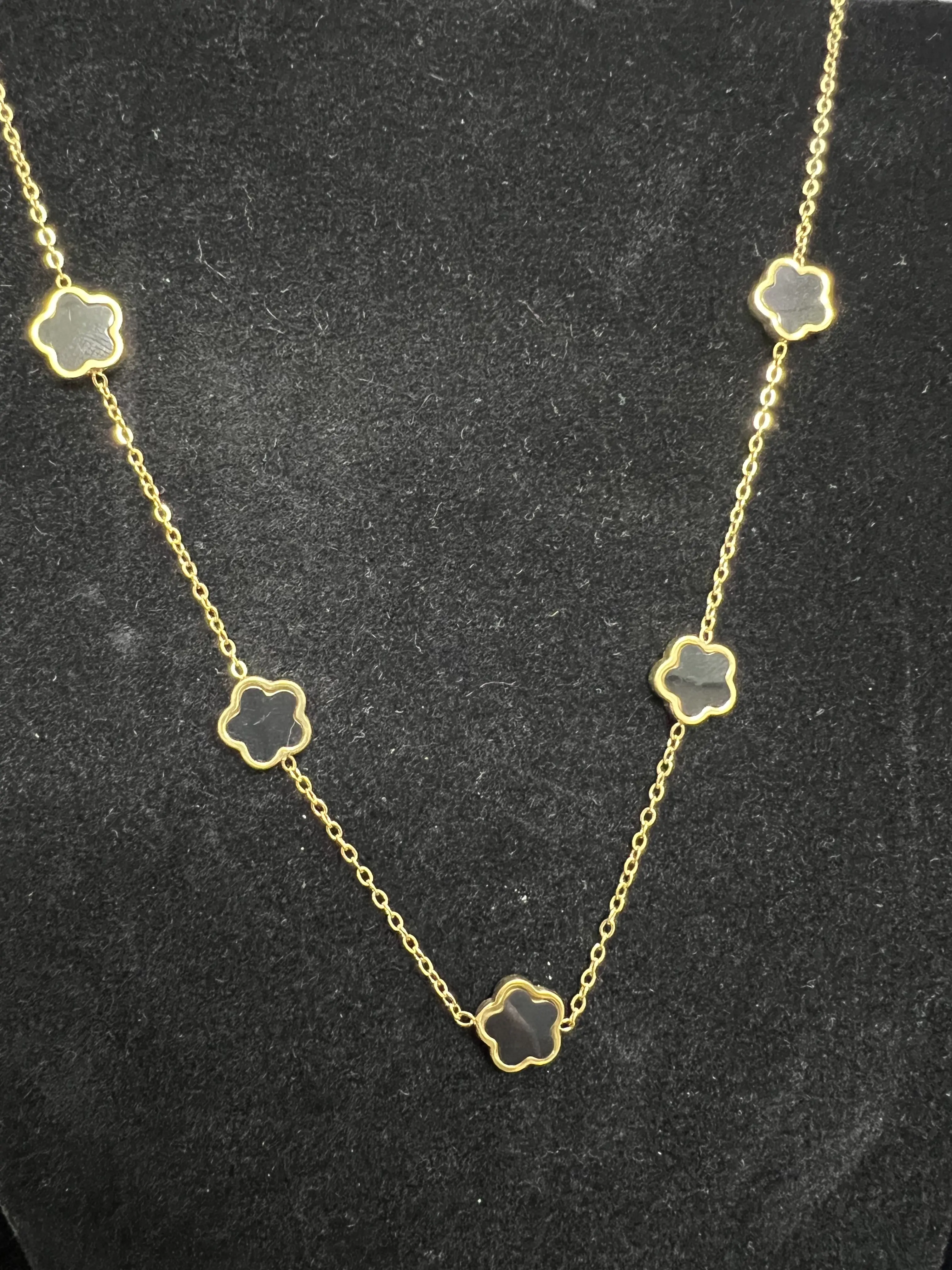 Flower Design Pendant