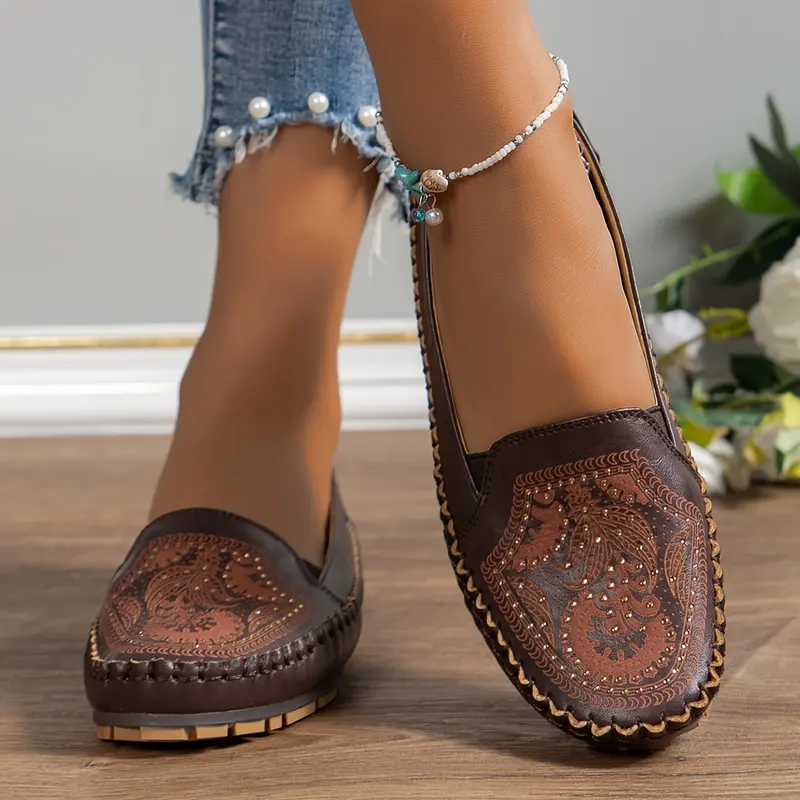 Elegant Plus-Size Women's Slip-On Flats with Rhinestone Floral Embellishments - Breathable PU Cover, Round Toe Design, Comfortable TPR Sole - Versatile All-Season Footwear, Ladies Shoes 8