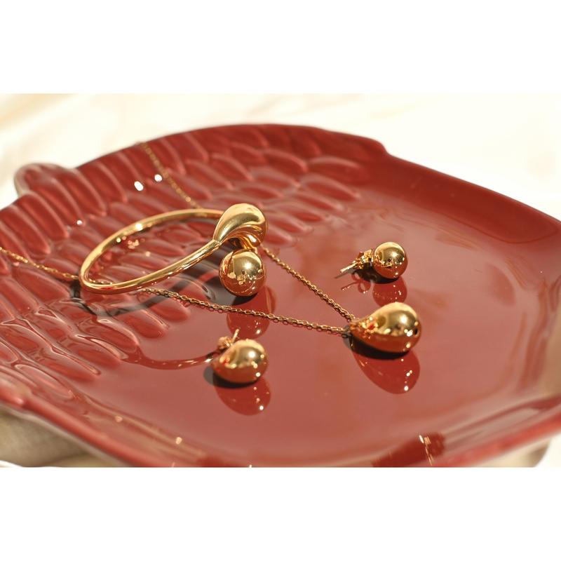 ELARA SET(3 Piece Necklace, Bangle and Earring Set) 0