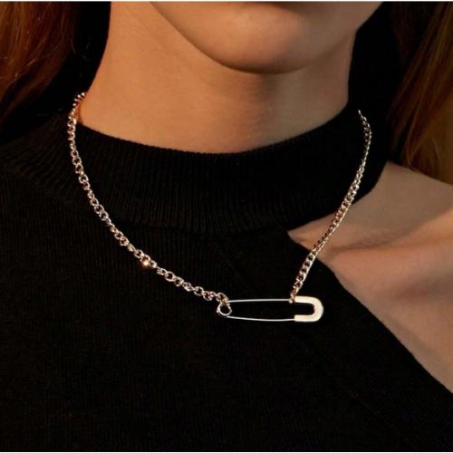 1pc Unique & Simple Safety Pin Necklace, Subtle Design Clavicle Chain Pendant, Personalized Couple Accessory unique engagement ring 1