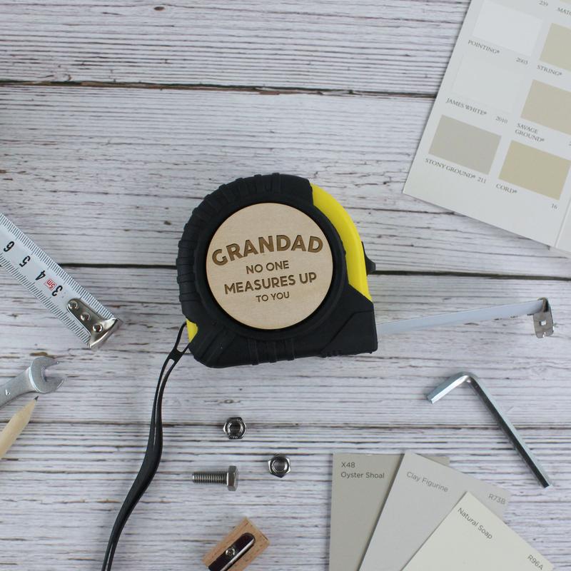 GiftsinaJiffy Personalised 3M 5M 7.5M Tape Measure, Practical Father’s Day Gift for Grandad 'No One Measures Up To You' DIY Daddy, Dad, Taid Tool Present 6