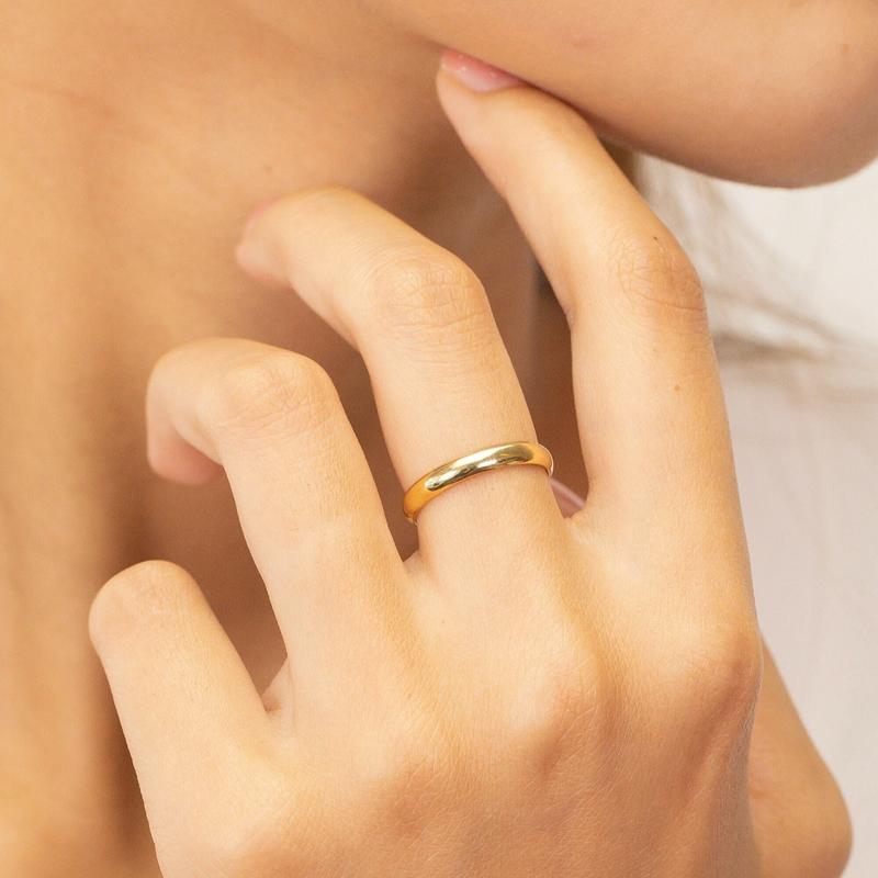 9 carat 9ct 9k gold Yellow gold plated Men Women wedding Band Rings . All sizes available W=3mm 3
