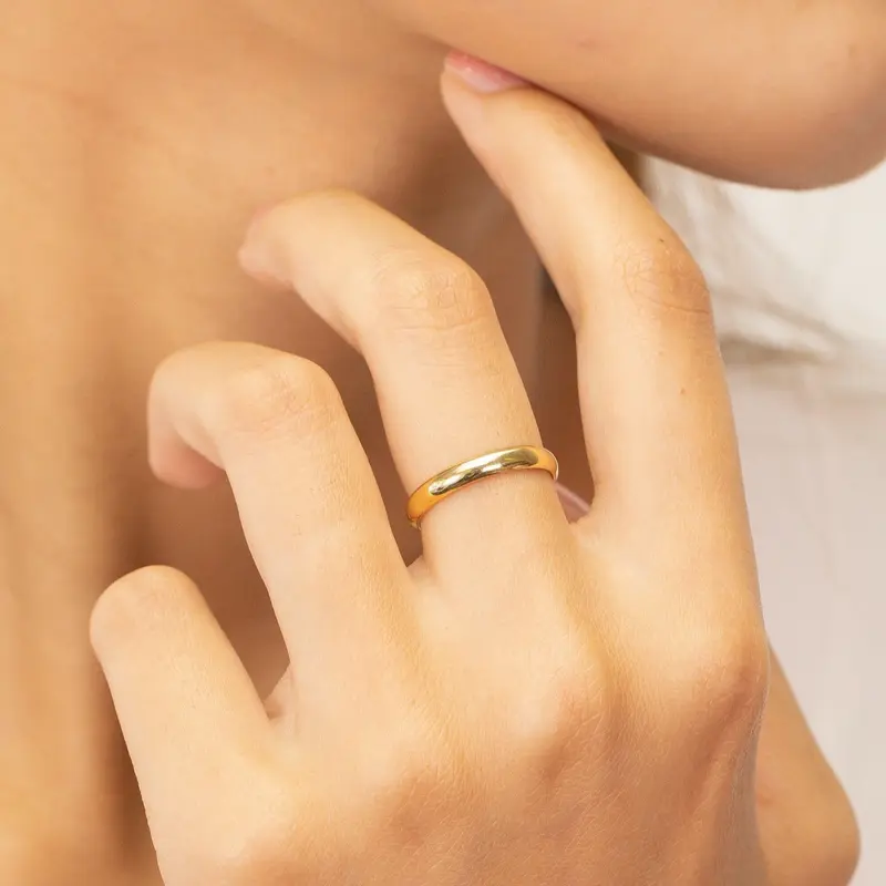 9 carat 9ct 9k gold Yellow gold plated Men Women wedding Band Rings . All sizes available W=3mm 2