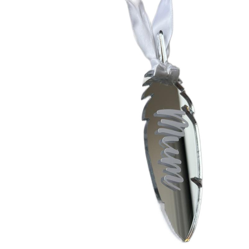 Feather Tree Bauble Gift for Dad Mum Nan Grandad Brother Sister Child or In Memory of Feather Gift Shiny Ornaments Decoration 2
