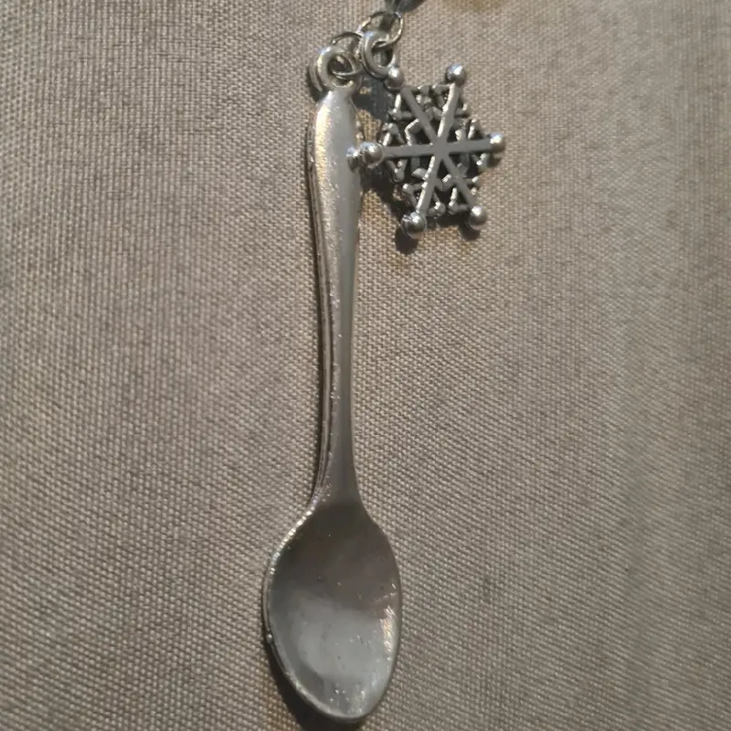 Silver Spoon Keyrings with Snowflake Charms 4