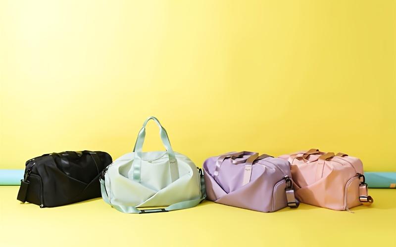 Product Introduction of Women's Yoga Fitness Sports Bag, Dry And Wet Separation Training Bag, Portable Large Capacity Portable Bag, For Business Trip Travel 1