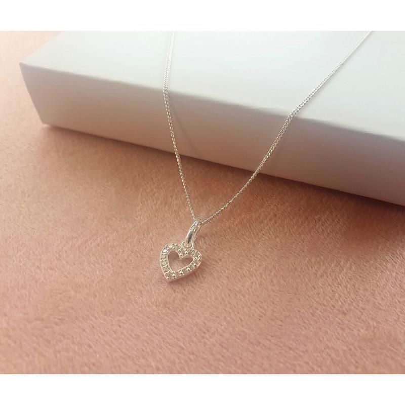 Mother of the Bride Heart Necklace with Cubic Zirconia in Sterling Silver 925, Personalised Jewellery Gift 3