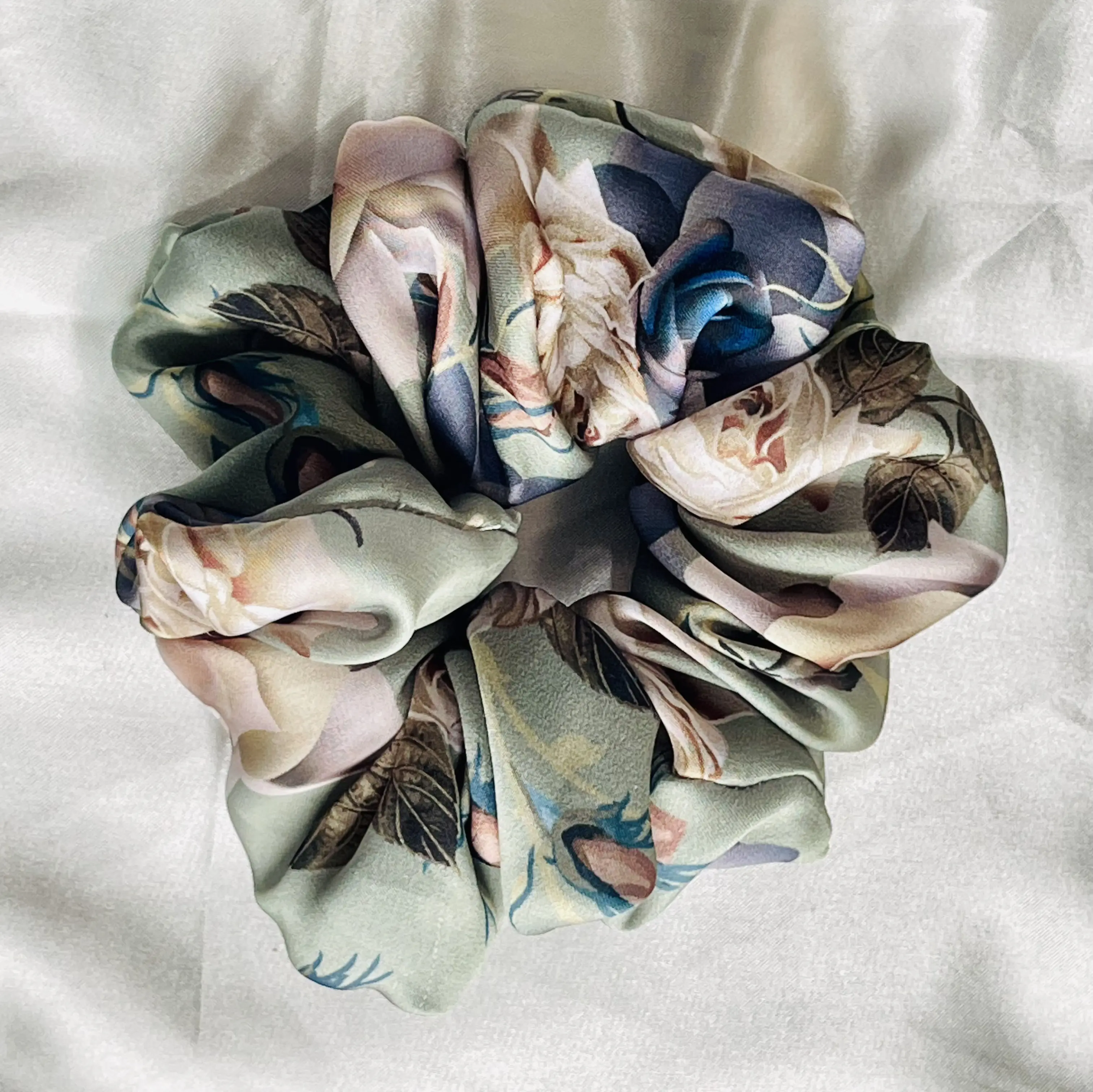 HiBeautiful Handmade Flower Scrunchie Medium Size in 3 Colors for Women