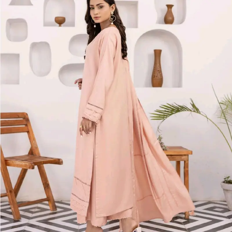 SUFFUSE DHANAK SUITS WITH SHAWLS 5