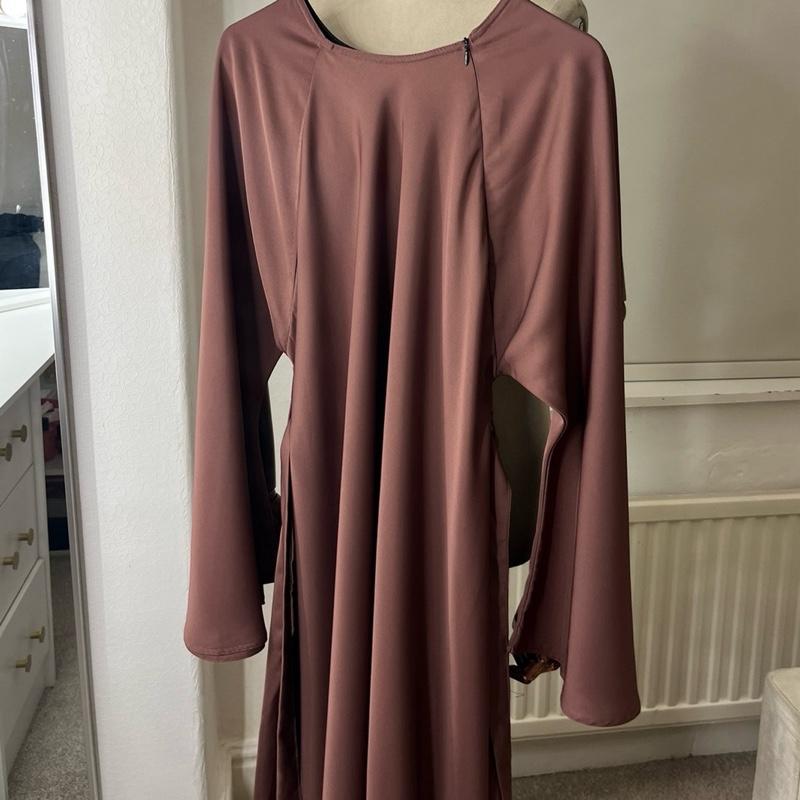 Closed Bell Sleeve Abaya 7