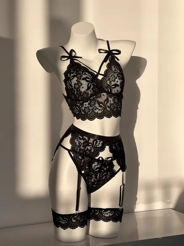 POP LINGERIE Sexy Lace 3-Piece Set with Garter Comfortable Womenswear Polyester Fabric Underwear 0