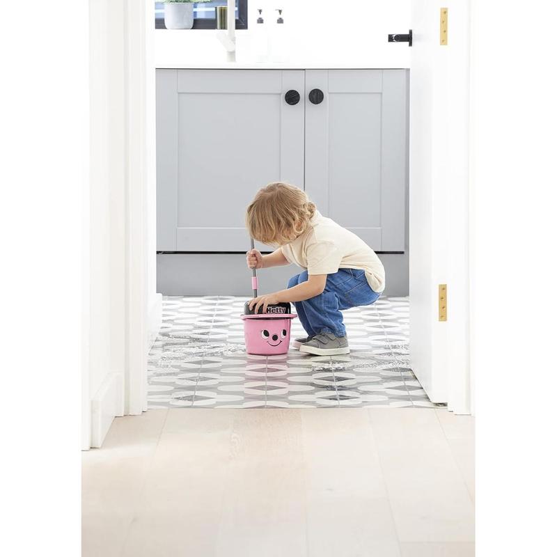 Casdon Pretend Play Hetty Mop and Bucket 3