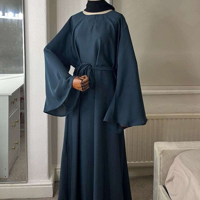Closed Bell Sleeve Abaya 0