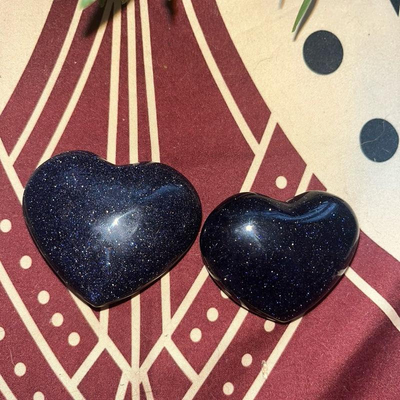 Extremely sparkly blue sandstone heart 1