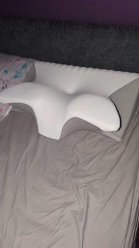 Product Review of Memory Foam Neck Pillow, 1 Count Soft & Comfortable Neck Pillow, Sleep Pillow for Side Back & Stomach Sleepers from E**a M**y 0