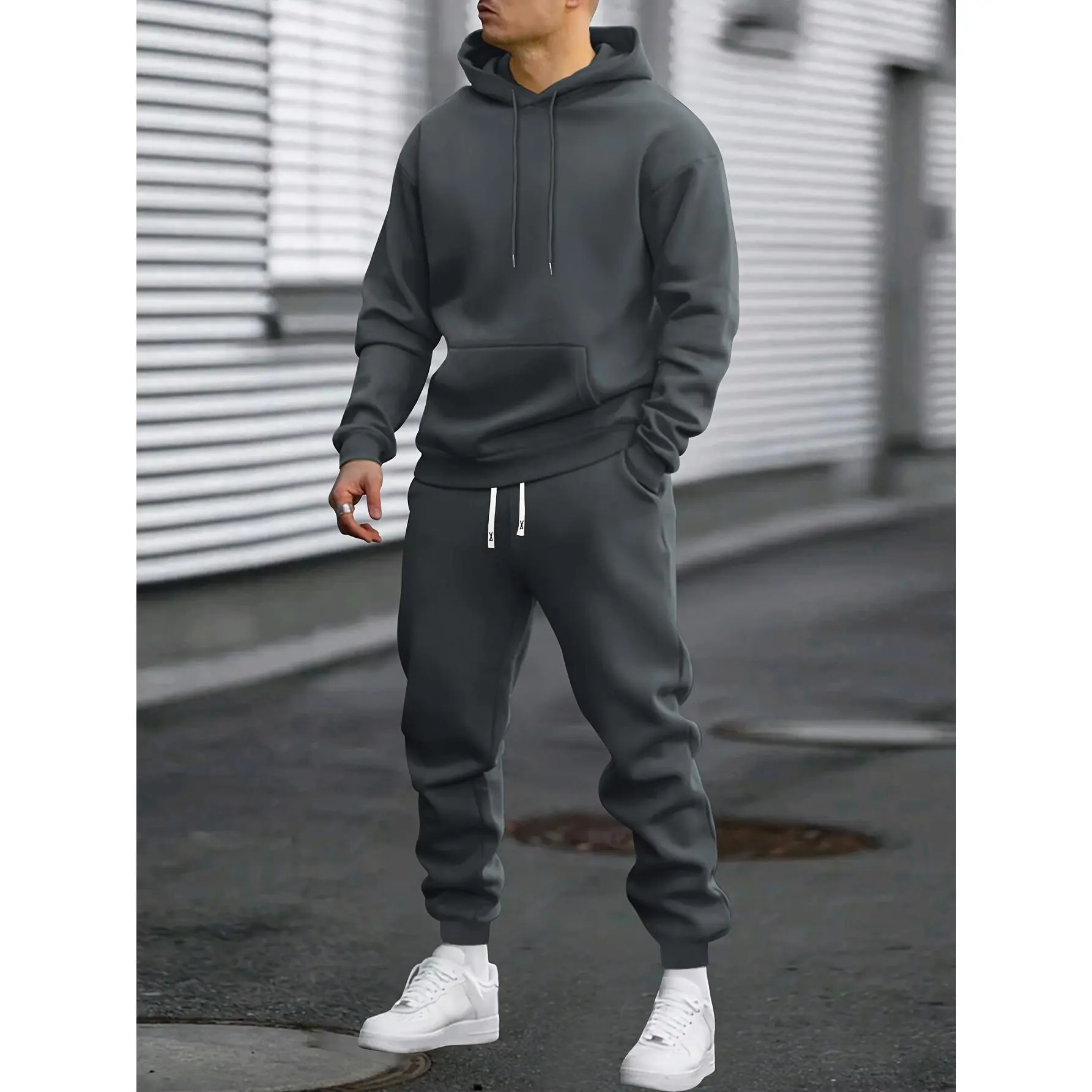 1set Polyester Men's Casual Sports Suit, Hooded Sweatshirt and Jogger Pants Set with Elastic Waist, Cuffed Ankles, Pockets, Regular Fit for Outdoor Running and Jogging - Spring/Autumn Collection