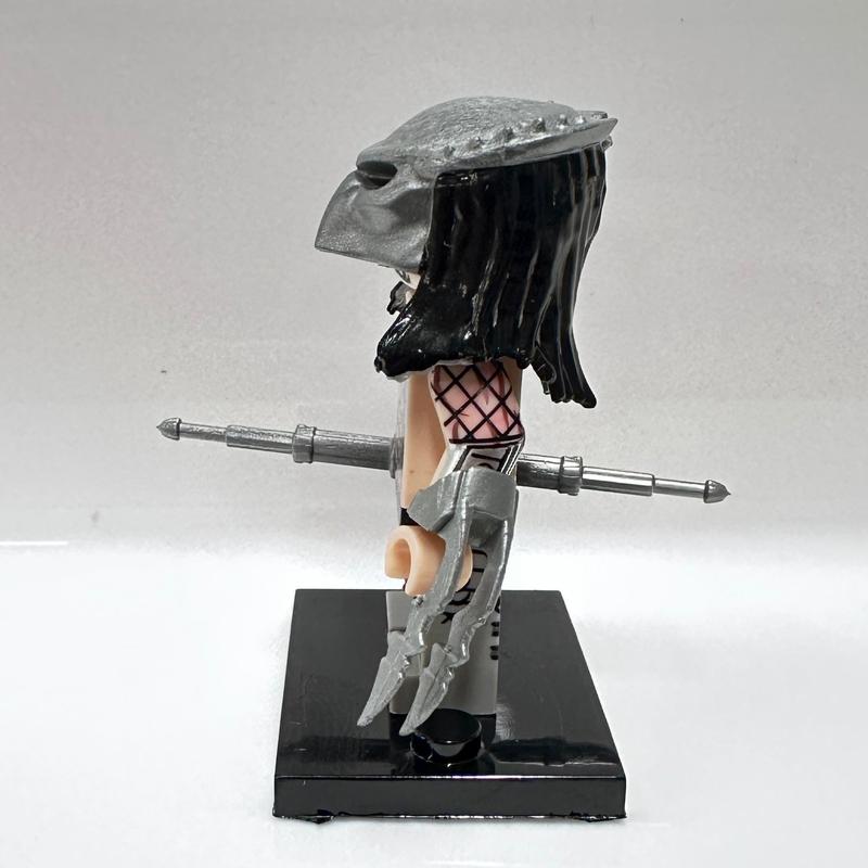 Custom Predator Pink Minifigure 3