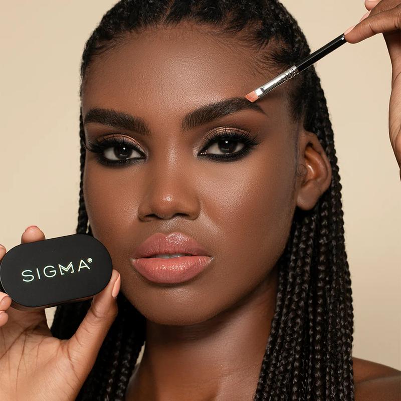 Sigma Beauty Color + Shape Brow Powder Duo 8