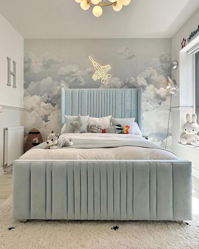 Aria Wing Back Bed With Matching Ottoman Box 4