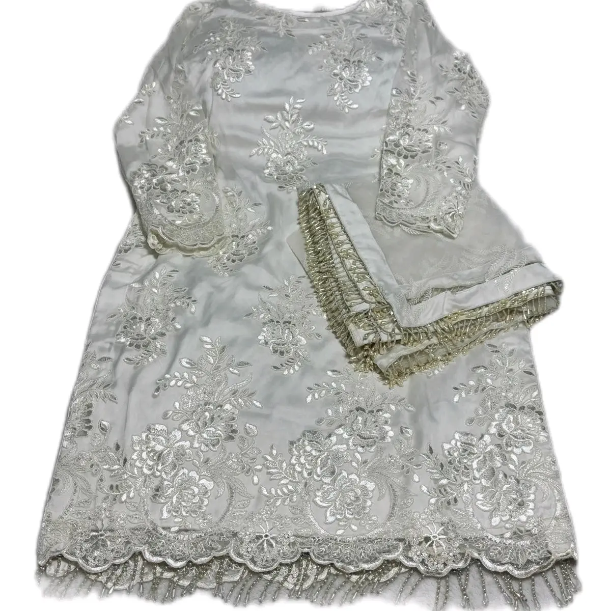 Net fabric with embroidery