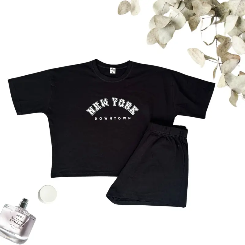 Two-piece Set New York Print Oversize T-Shirt Pyjamas with Matching Shorts Pj Set, Round Neck Short Sleeve T-Shirt, Elastic Waist Shorts Pj Set, Pajama Set Women’s