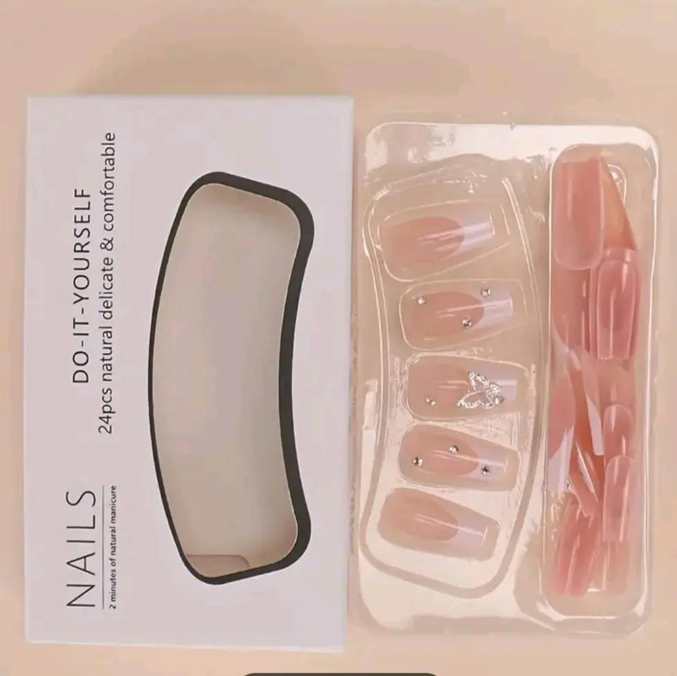 3D fake nails